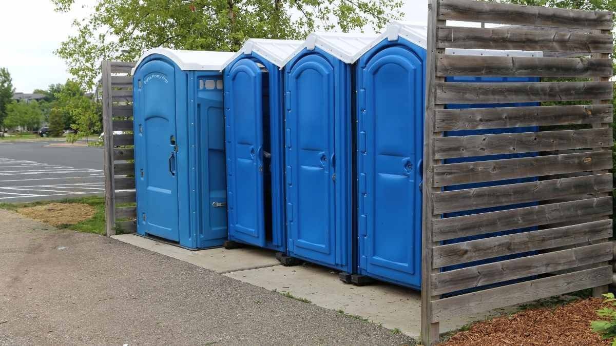 Porta Potty Rental Pros - Affordable Porta Potty Solutions in Gregory, SD, 57533